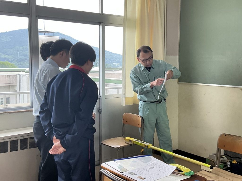 ＜船引高校２年生＞進路ガイダンスに「建設・設備」代表として参加しました！